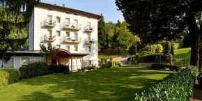 Гостиница Hotel Lilla'  Терлаго